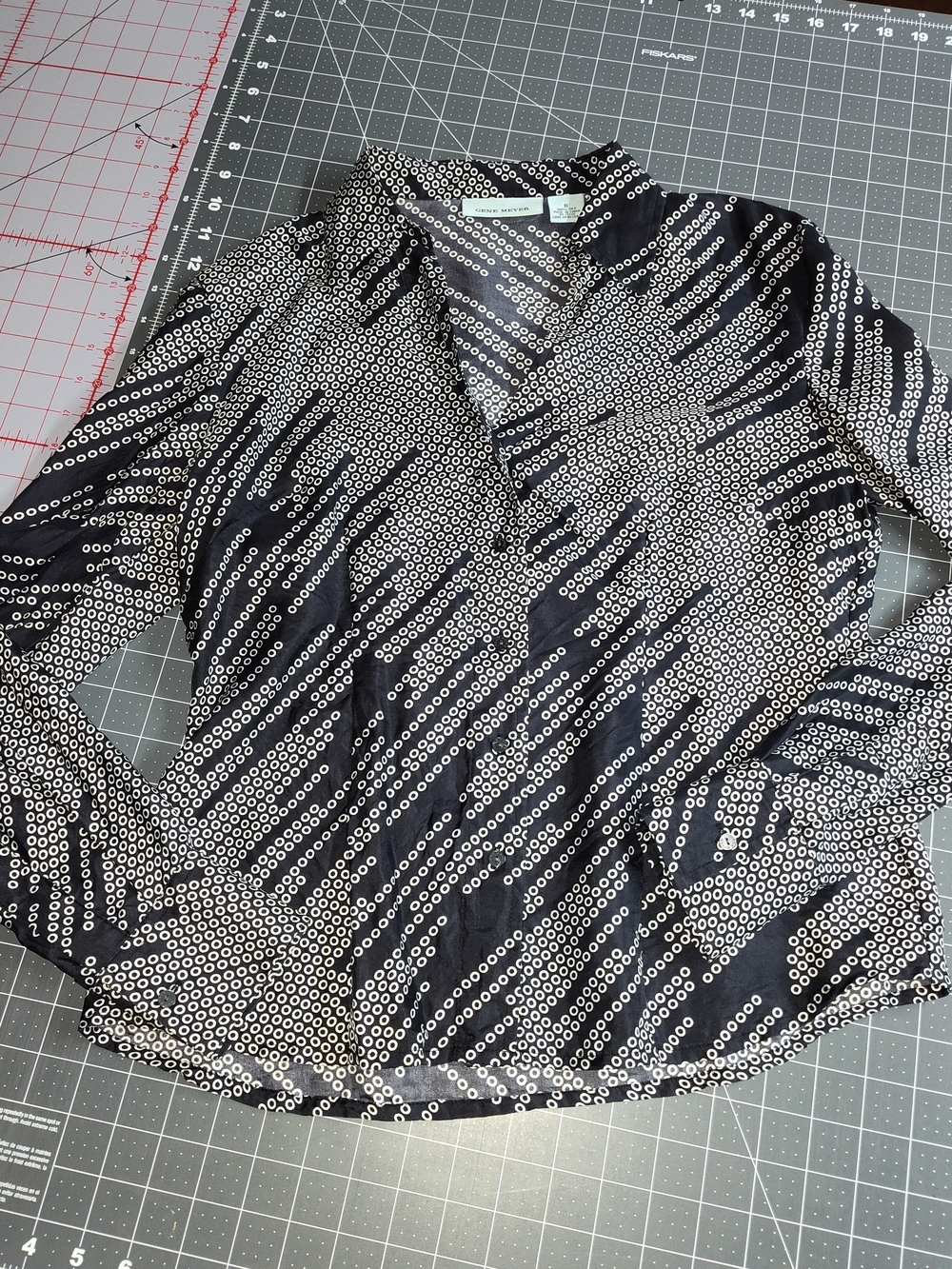 Gene Meyer 100% Silk Black & White Patterned Long-Sleeve Blouse